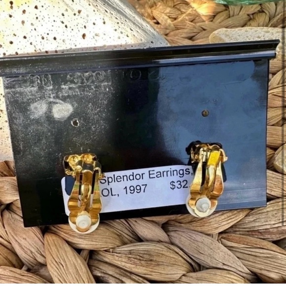 Vintage Estate Retro Angels of Love, Clip Sparkling Jewelry Earrings Glamour - Picture 3 of 3